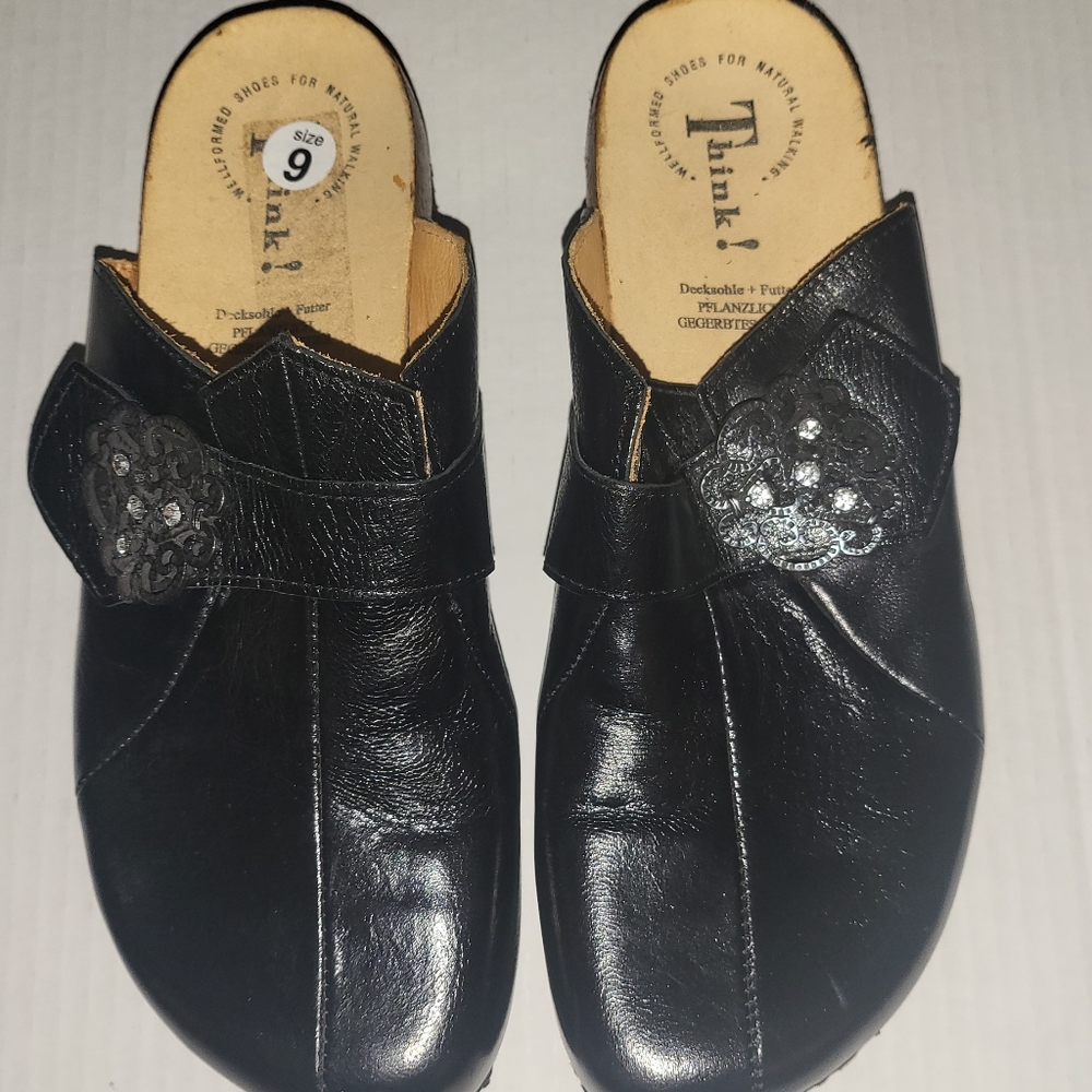 Think! Black Leather Slip On Clog Shoes Women's Size EU 40/US 9